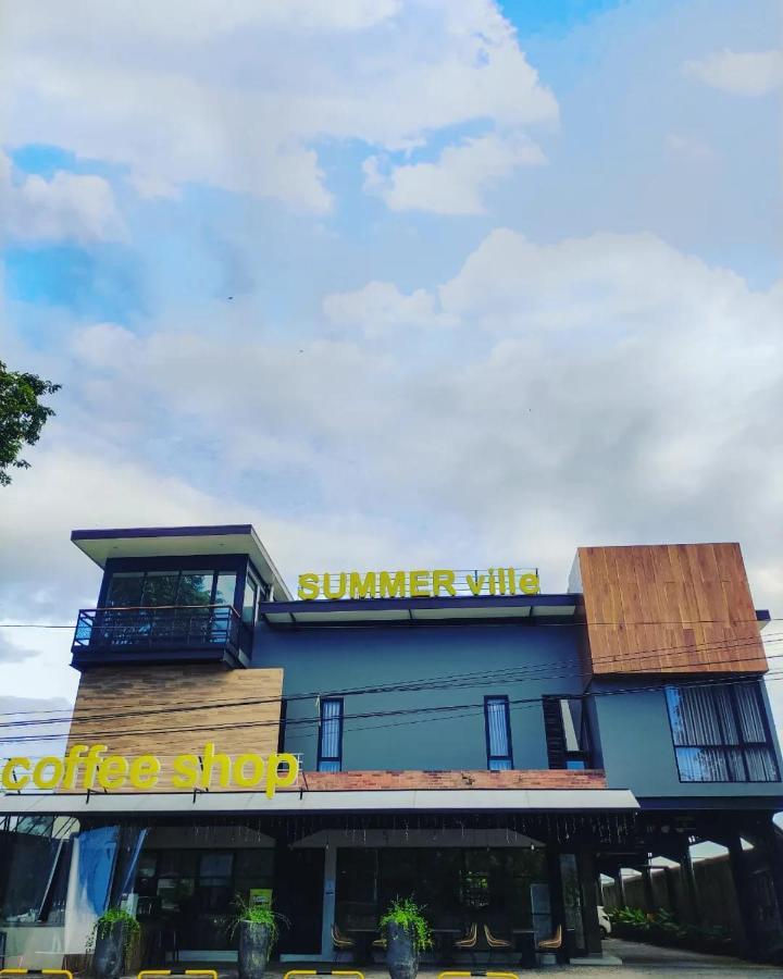 Hotel Summerville Majalengka Zewnętrze zdjęcie