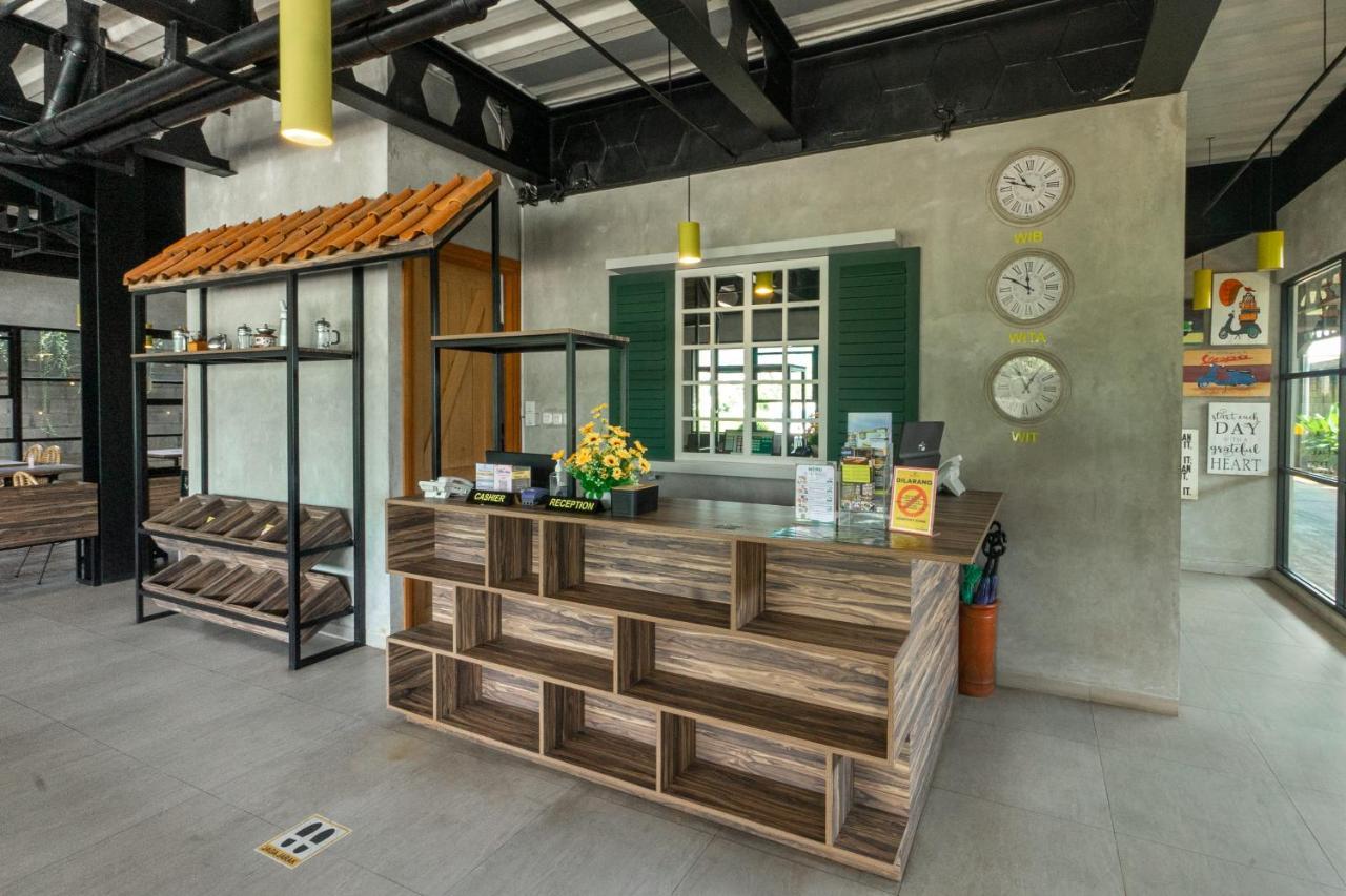Hotel Summerville Majalengka Zewnętrze zdjęcie