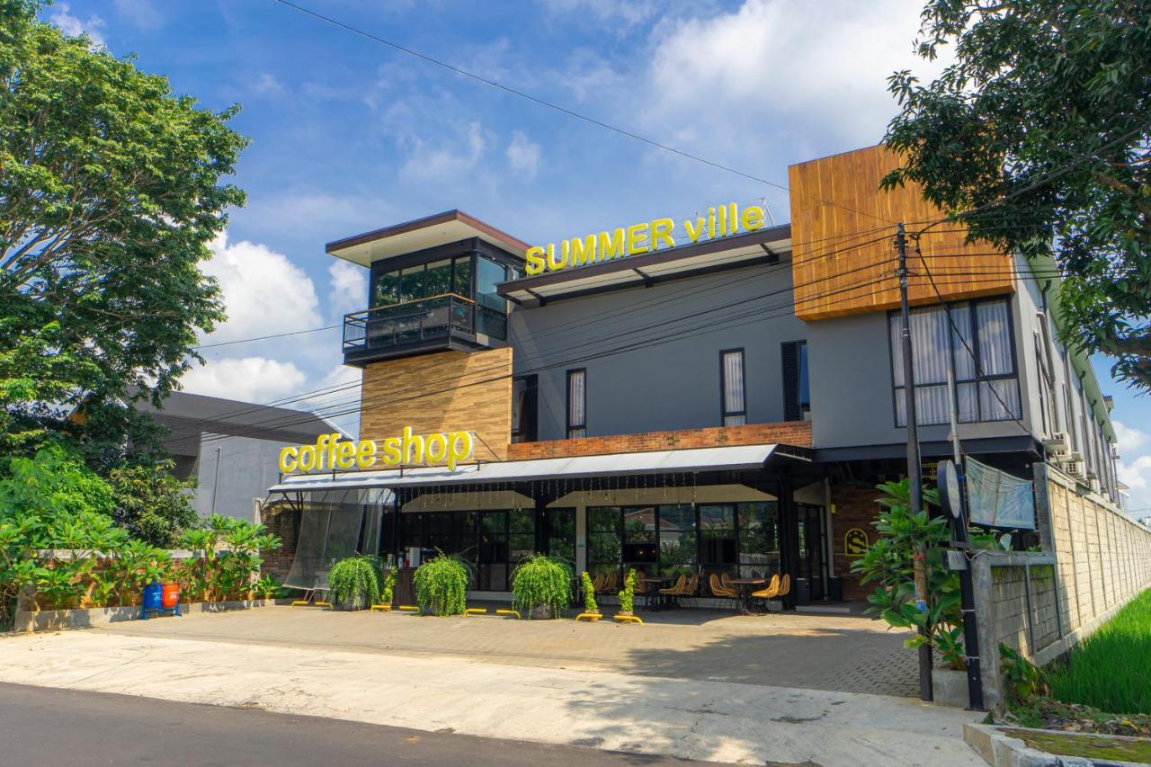 Hotel Summerville Majalengka Zewnętrze zdjęcie